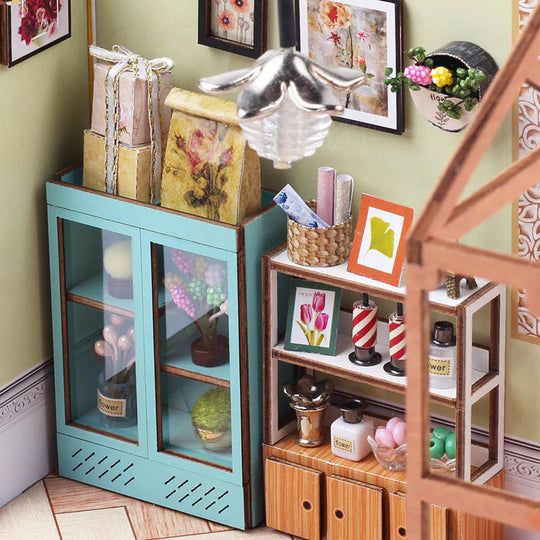 Jenny's Greenhouse Miniature Dollhouse Kit