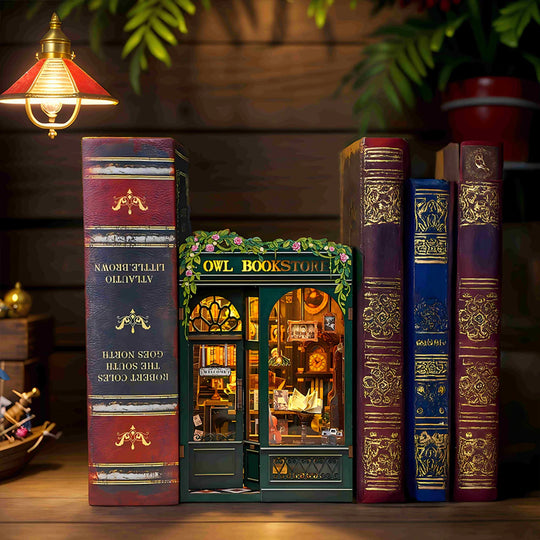 Ugeargeek Owl Book Nook