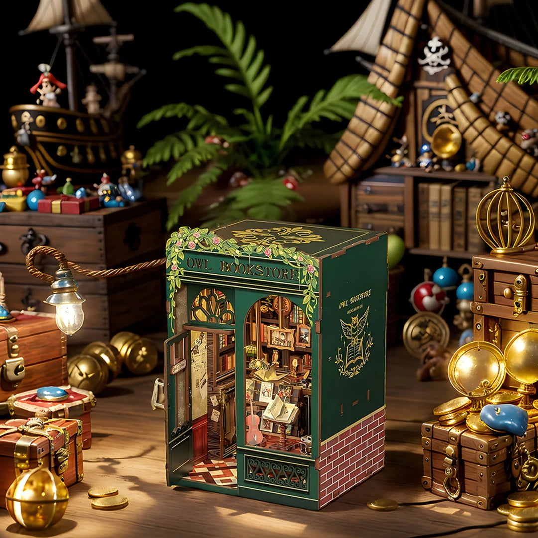 Ugeargeek Owl Book Nook