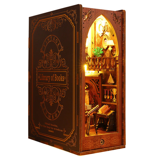 Bibliothèque de livres DIY Book Nook Ugeargeek