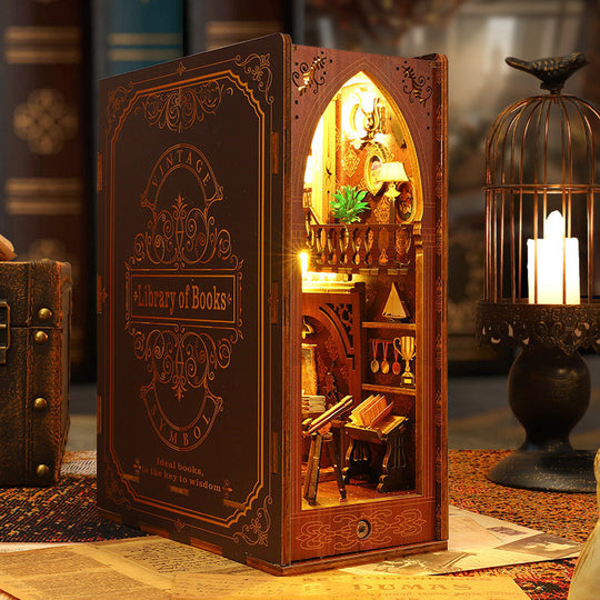 Bibliothèque de livres DIY Book Nook Ugeargeek
