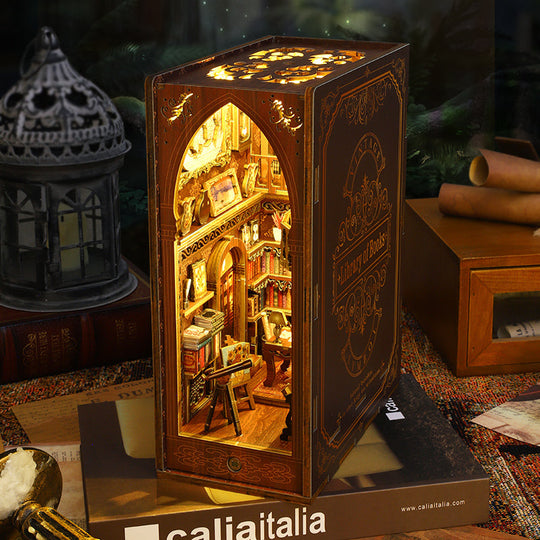 Bibliothèque de livres DIY Book Nook Ugeargeek