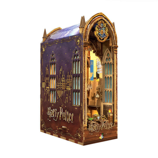 Ugeargeek Hogwarts Auditorium Book Nook