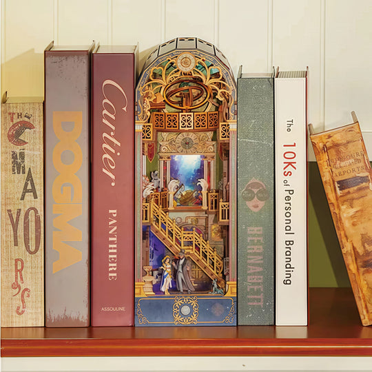 Ugeargeek Spacetime Museum Book Nook