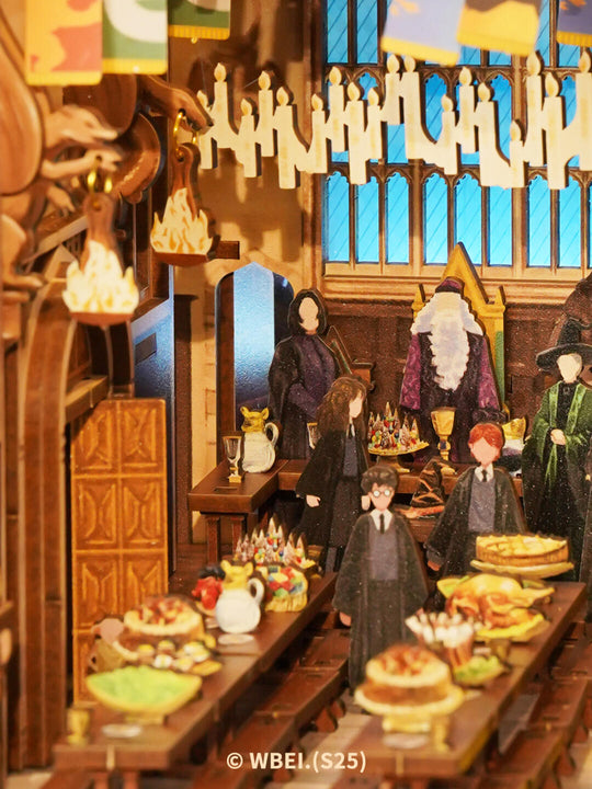 Ugeargeek Hogwarts Auditorium Book Nook