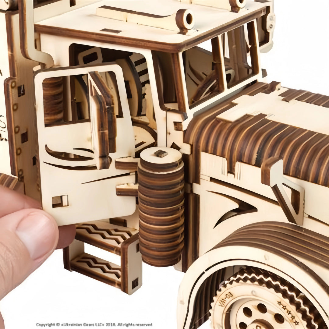 Heavy Boy Truck VM-03 Mechanical Model Kit Ugears