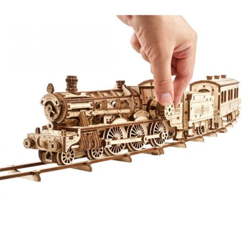 Hogwarts™ Express Train Model Kit Ugears