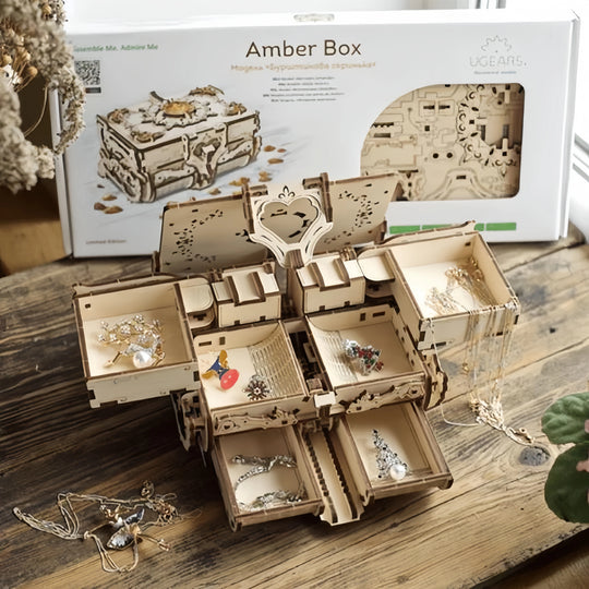 The Amber Box Mechanical Model Kit Ugears