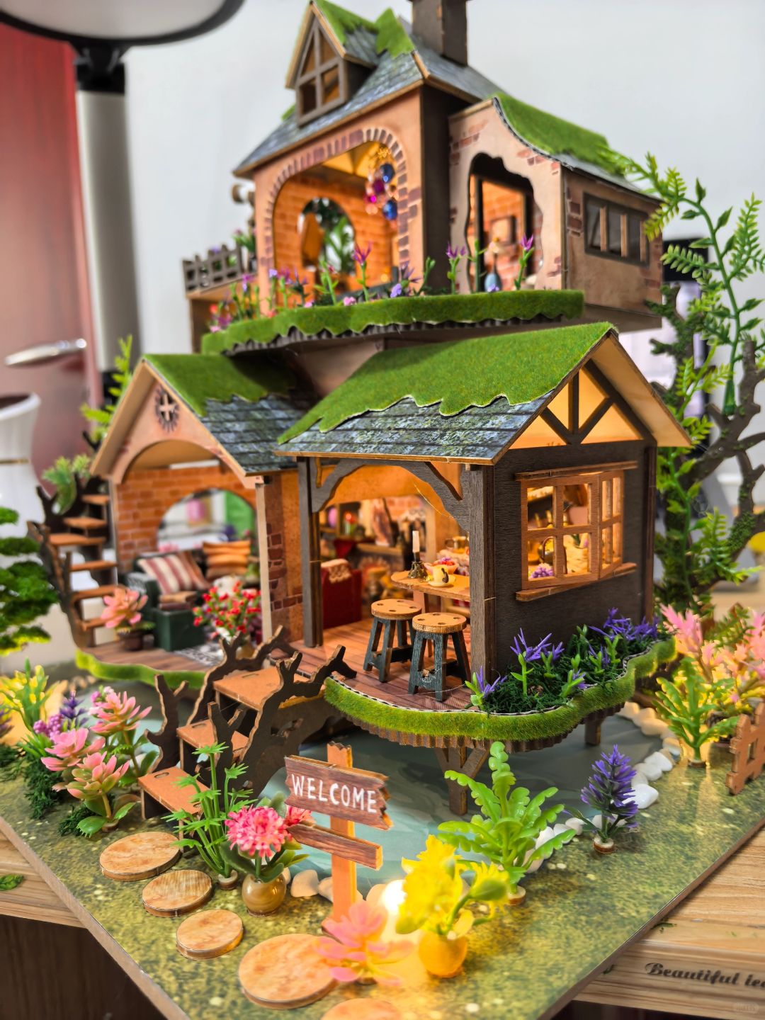 Ugeargeek Forest Adventure Miniature House