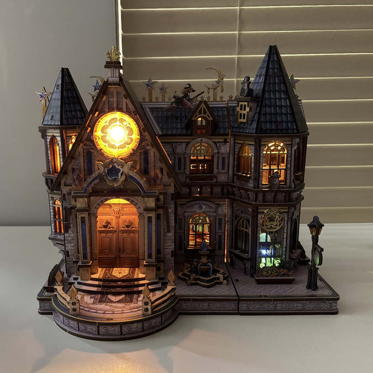 Ugeargeek Arcanix Tome Academy
