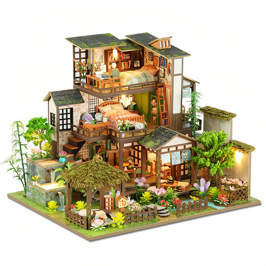 Ugeargeek Forest Adventure Miniature House