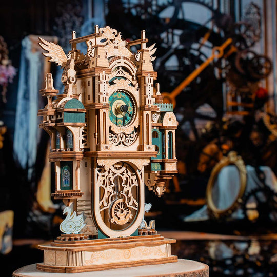 Ugeargeek The Swan Lake Chronos Pendulum Clock