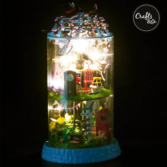 Ugeargeek Dream in a Jar Layered Miniature