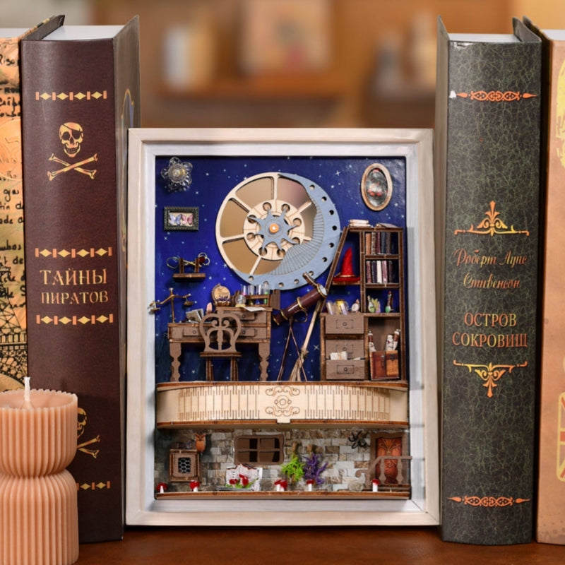 Ugeargeek The Stargazer's Study 3D Frame Diorama