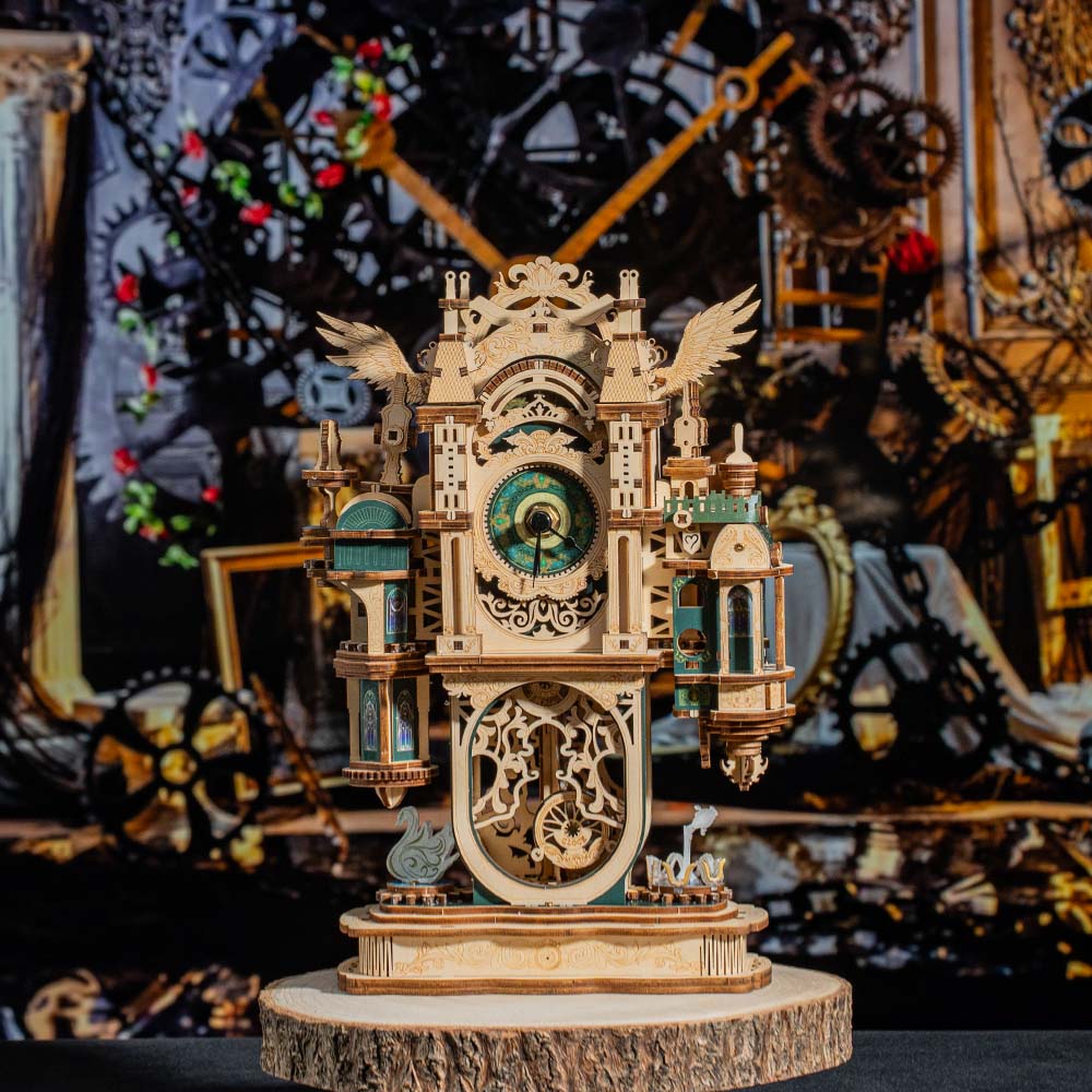 Ugeargeek The Swan Lake Chronos Pendulum Clock