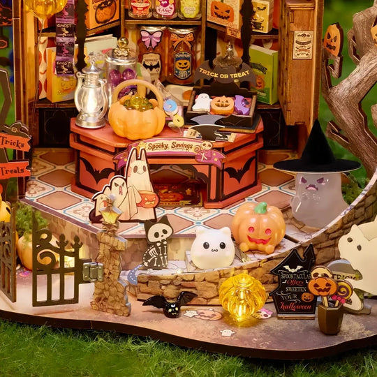 Halloween Ghost Candy House