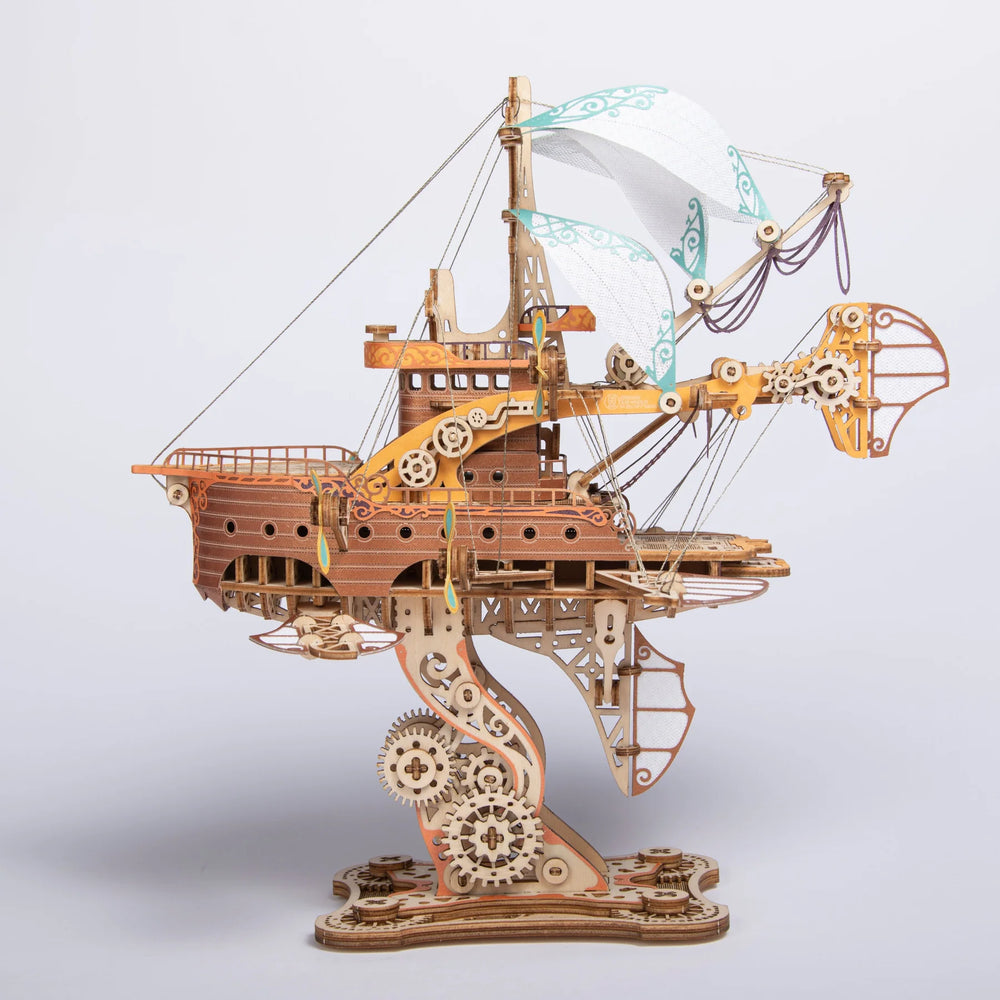 Ugeargeek Handcrafted Masterpiece Fantasy Airships