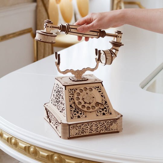 Victorian Vintage Phone Ewa