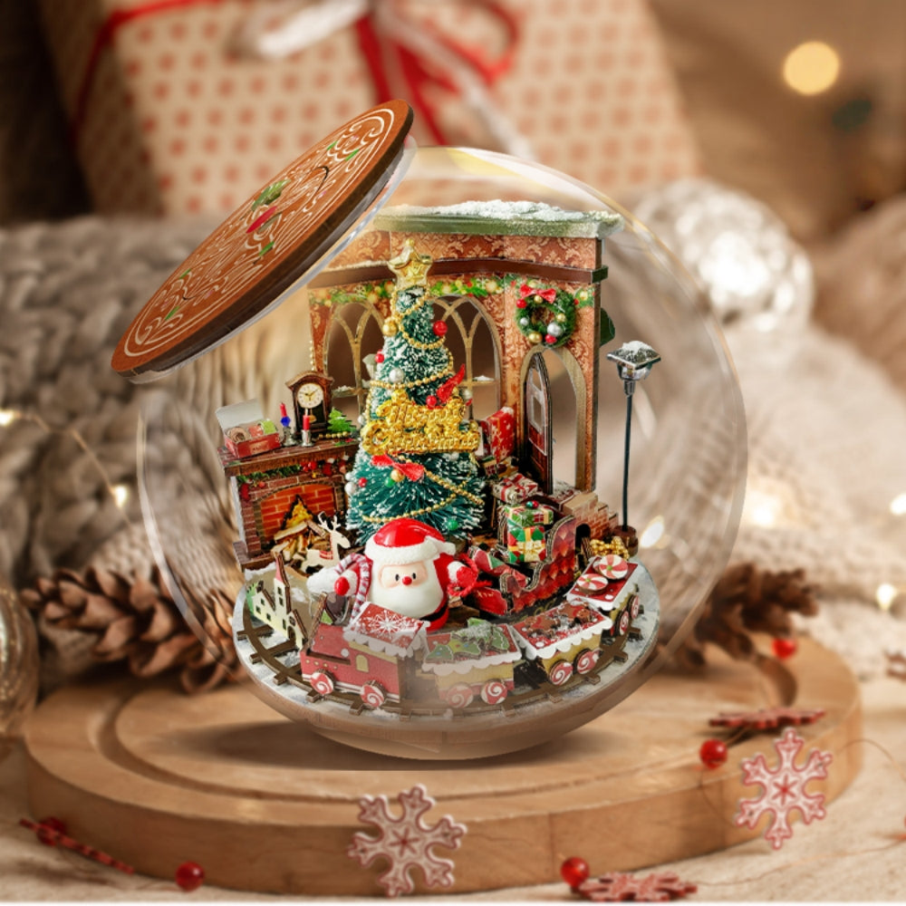 Ugeargeek Christmas Snow Globe Train Kit
