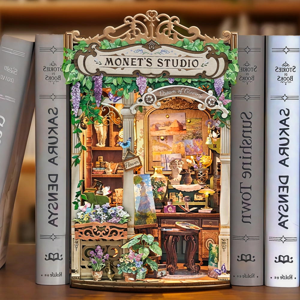 Ugeargeek Monet's Studio Impressionist Book Nook
