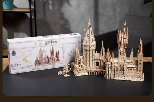 Hogwarts™ Castle model kit Ugears