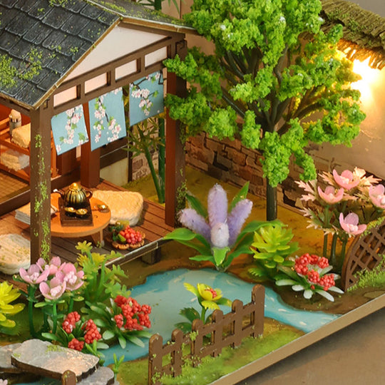 Ugeargeek Forest Adventure Miniature House