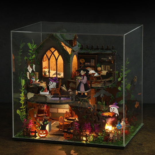 Ugeargeek Forest Adventure Miniature House