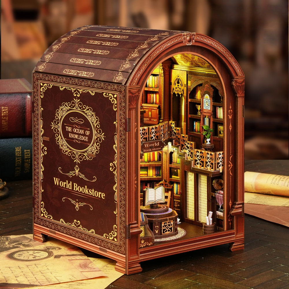 Ugeargeek World Bookstore DIY Book Nook