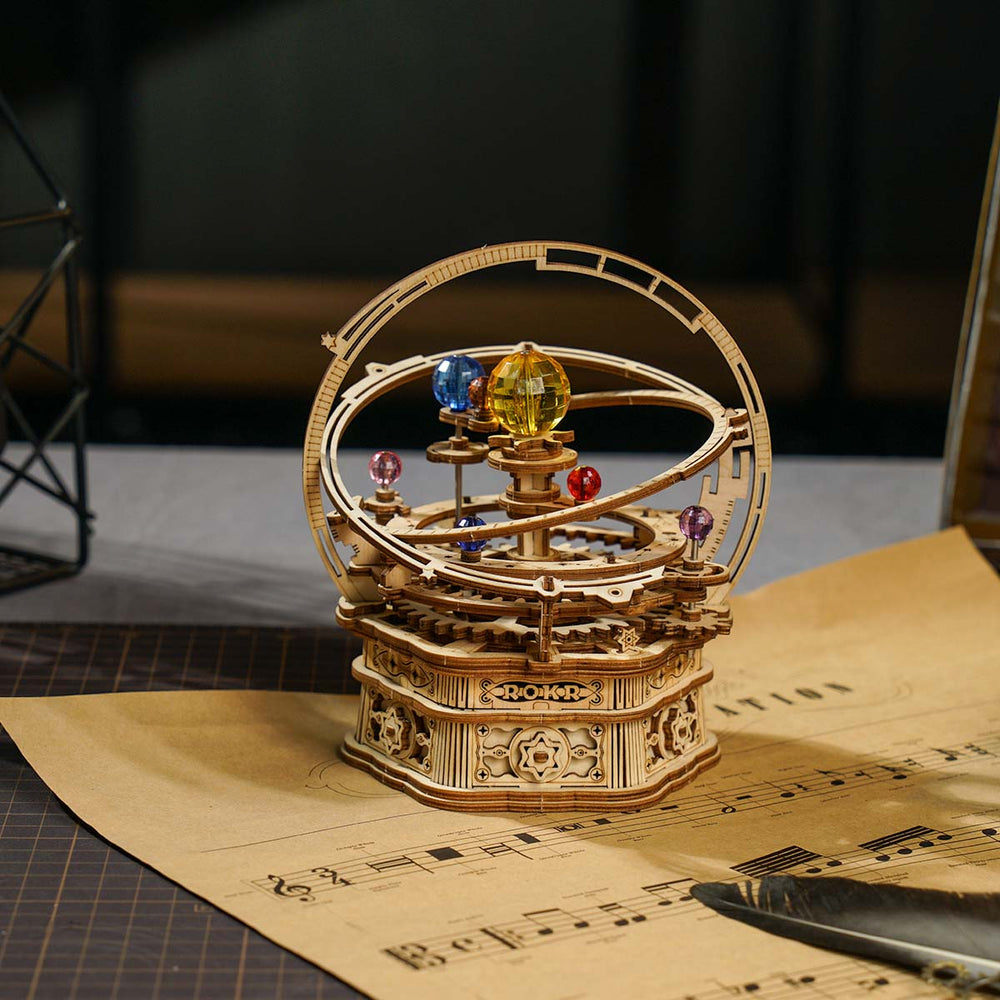 Starry Night Orrery Mechanical Music Box AMK51 Rokr